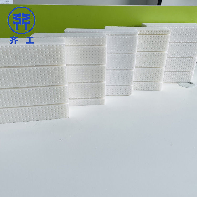 xps擠塑板的優(yōu)點(diǎn)是什么？