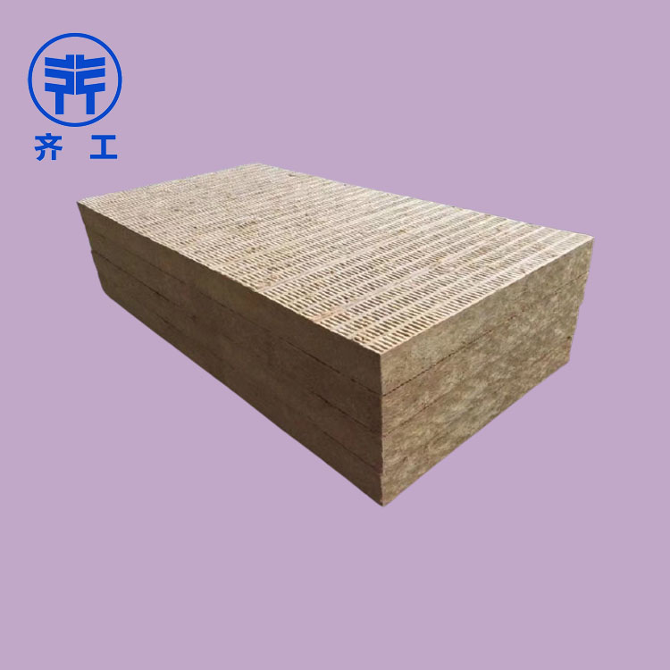 復(fù)合巖棉板的特點(diǎn)是什么？